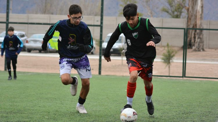 Pasión, color y goles en la segunda jornada de los Juegos Intercolegiales Deportivos