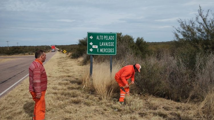 Vialidad Provincial realizó mantenimiento de caminos en Villa Larca, Juan Llerena, Nogolí y Piedra Bola