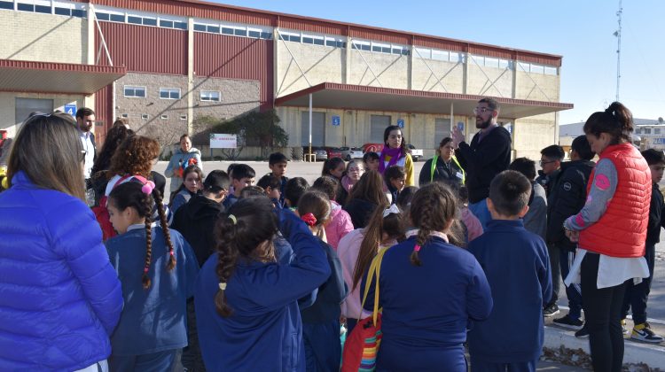 Alumnos de la escuela ‘Justo Daract’ visitaron la Zona de Actividades Logísticas