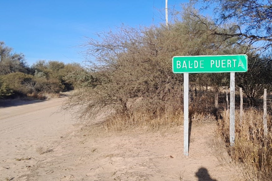 Vialidad Provincial realizó mantenimiento de caminos rurales en Belgrano y Ayacucho