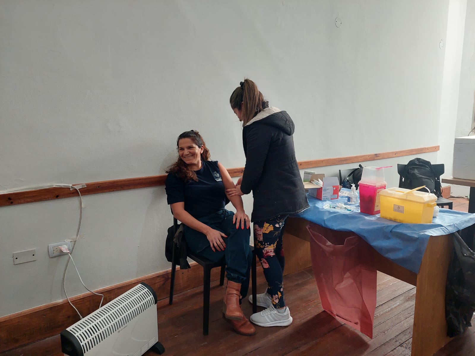 Salud vacunó a más de cien trabajadores de la municipalidad de San Luis