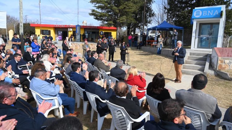 Las Lagunas estrenó cajero y tendrá nuevas obras con mano de obra local 