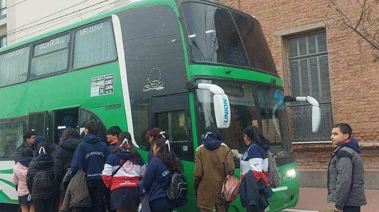 Realizaron controles al servicio especial del transporte escolar