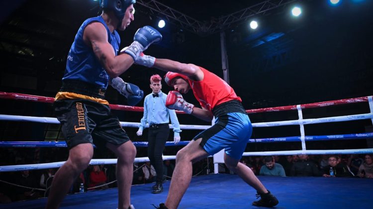 Con un lleno total, La Punta vibró con la 2ª fecha del Campeonato Provincial de Boxeo Amateur 
