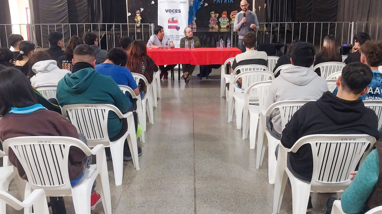 Brindaron una charla sobre neurodiversidad para estudiantes de Villa Mercedes