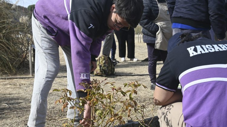 Alumnos de la Escuela Agraria visitaron el Ecoparque ‘Cruz de Piedra’