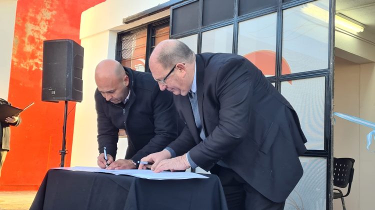 Desarrollo Humano y la municipalidad de La Punta firmaron un convenio de cooperación
