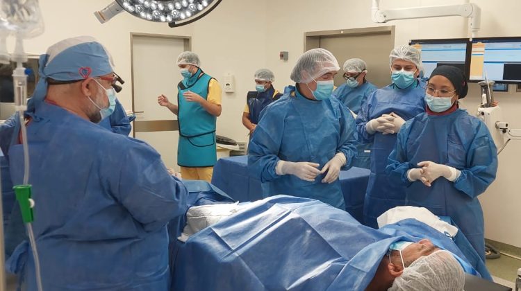 Implantaron una válvula aórtica a un paciente en el Hospital ‘Carrillo’