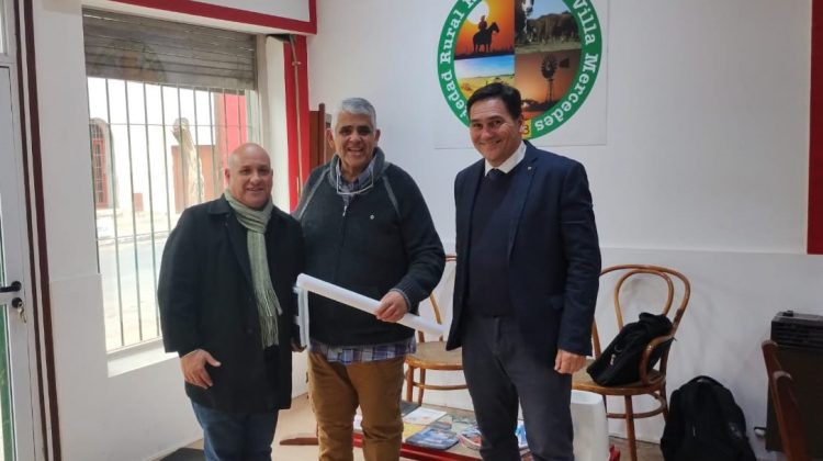 El Gobierno y la Sociedad Rural Río Quinto colaborarán en el mantenimiento de caminos rurales