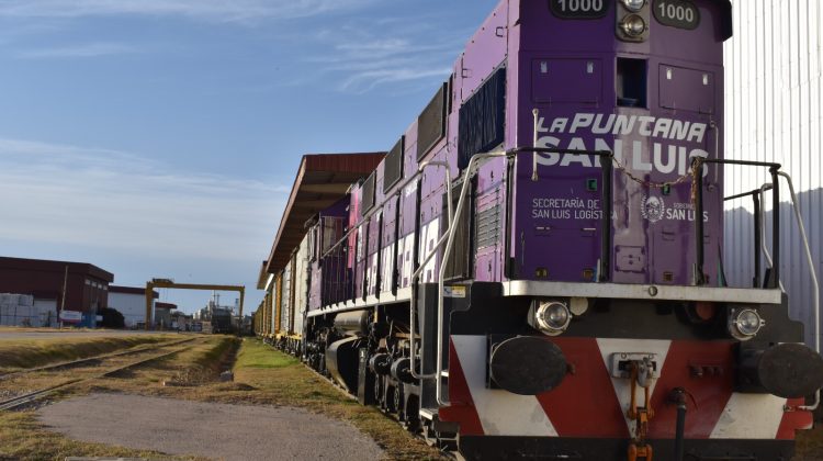 El tren partió por segunda vez de la ZAL hacia el puerto de Rosario