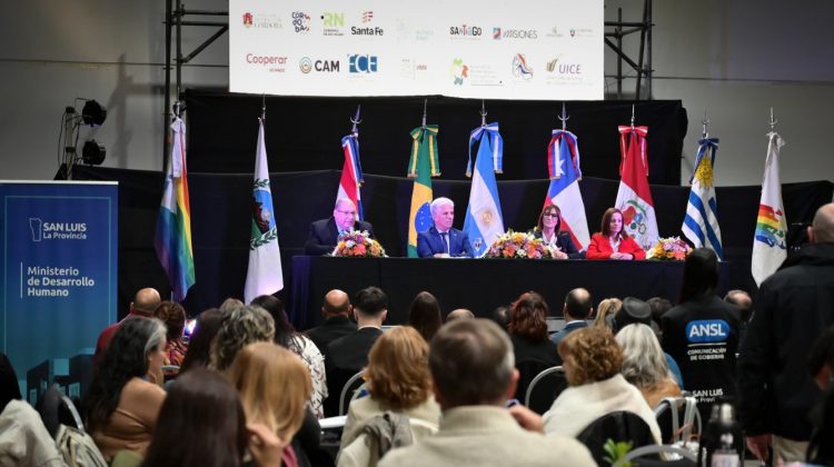 Docentes de todo el país participan de las jornadas sobre cooperativismo educacional más importantes de Latinoamérica