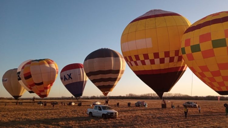 El show ‘Flotatour’ hizo su paso por el aeropuerto del Valle del Conlara