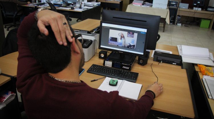 Recomiendan realizar la pausa activa laboral para prevenir el sedentarismo