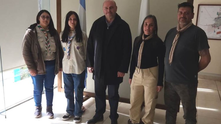 El ministro de Gobierno se reunió con el Grupo Scout ‘Malvinas Argentinas’