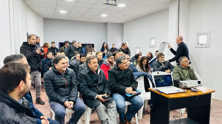 Realizaron el segundo clúster de alfalfa en Agrozal