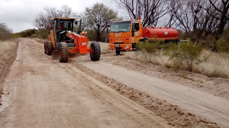 Vialidad Provincial reparó caminos en los departamentos Ayacucho y San Martín