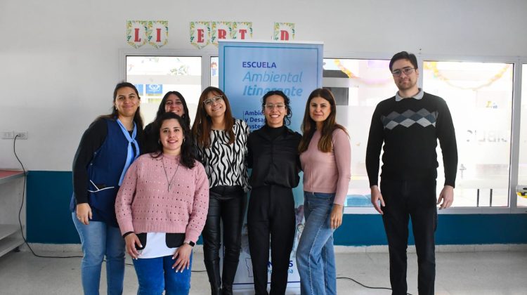 Estudiantes de la Generativa ‘Luis Lusquiños’ aprendieron sobre el cuidado de la Tierra