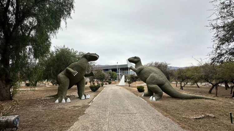 Continúan los arreglos en el Parque Recreativo de Villa de Merlo