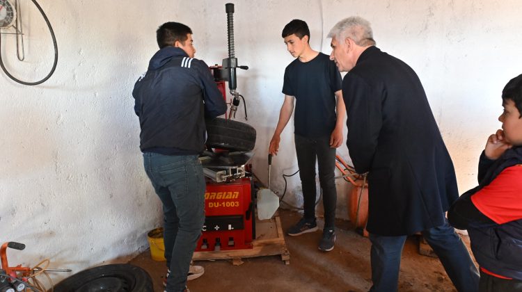 Una gomería en la que dos hermanos dieron el ‘Próximo Paso’ 