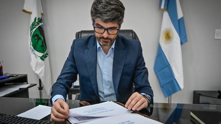 El Ejecutivo presentó en la Legislatura el proyecto de Ley del Presupuesto para el año 2025 