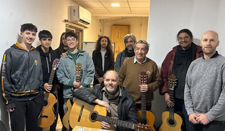 Comenzó un taller de Composición en Guitarra en Juana Koslay