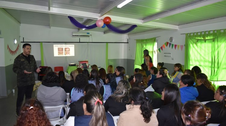 Personal de los CDI de San Luis finalizó la capacitación sobre salud bucal