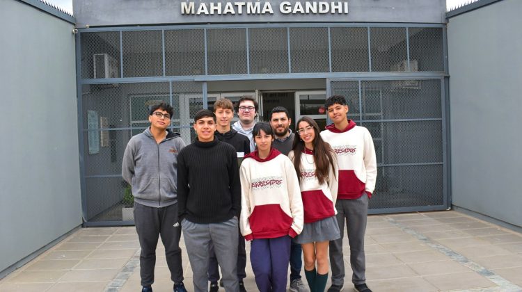 La escuela ‘Mahatma Gandhi’ avanzó de etapa en un prestigioso certamen internacional