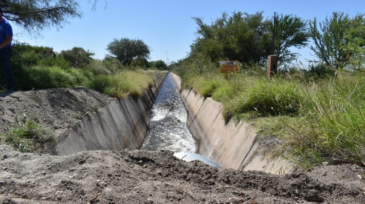 Se encuentra interrumpido el abastecimiento de agua cruda a usuarios regantes de Quines-Candelaria