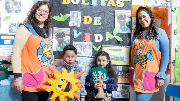 Estudiantes de primaria exhibieron sus proyectos a la comunidad educativa