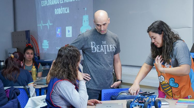 Comenzó el curso de Robótica para docentes de nivel Inicial