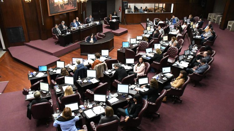 San Luis se adhiere a la Cédula Escolar Nacional