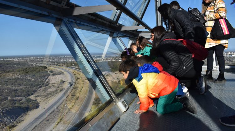 Los pequeños del CDI ‘Despertando’ visitaron el Hito del Bicentenario