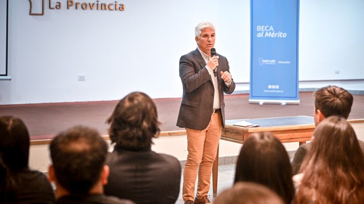 “Era un compromiso con los jóvenes el de restablecer el valor del mérito”