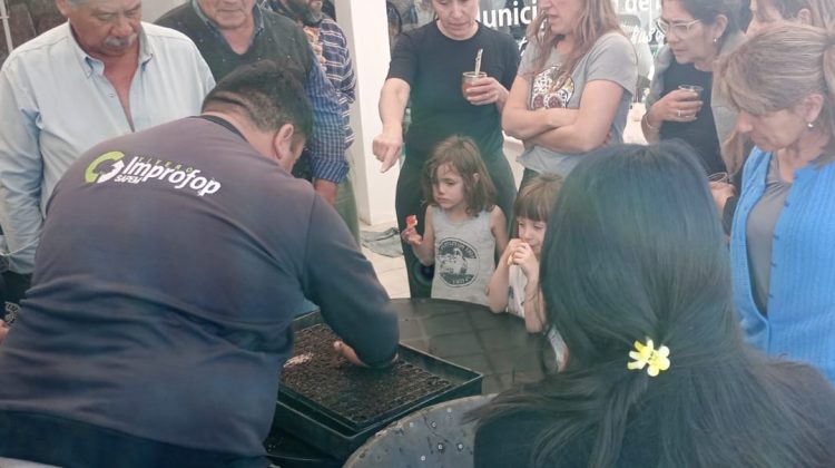 Las capacitaciones hortícolas de Sol Puntano continúan su gira por el interior