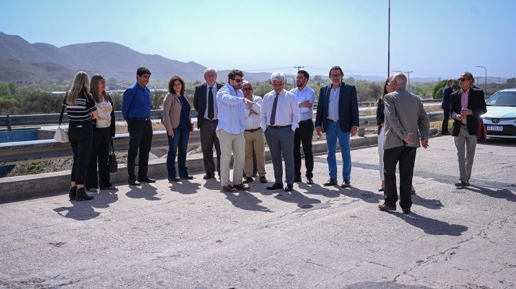 Arreglarán el puente de la autopista de las Serranías ubicado frente al Hospital ‘Carrillo’