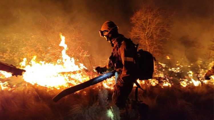 Refuerzan el operativo de asistencia sanitaria en la zona de San Martín por los incendios