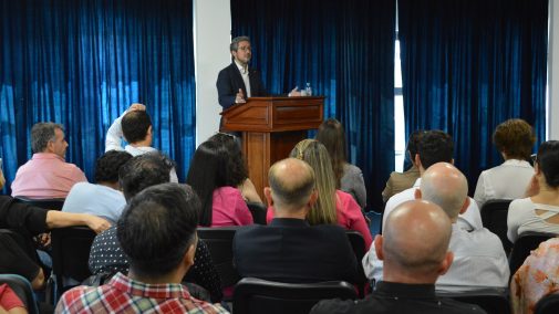 Brindaron una conferencia sobre sistemas electorales en la Legislatura