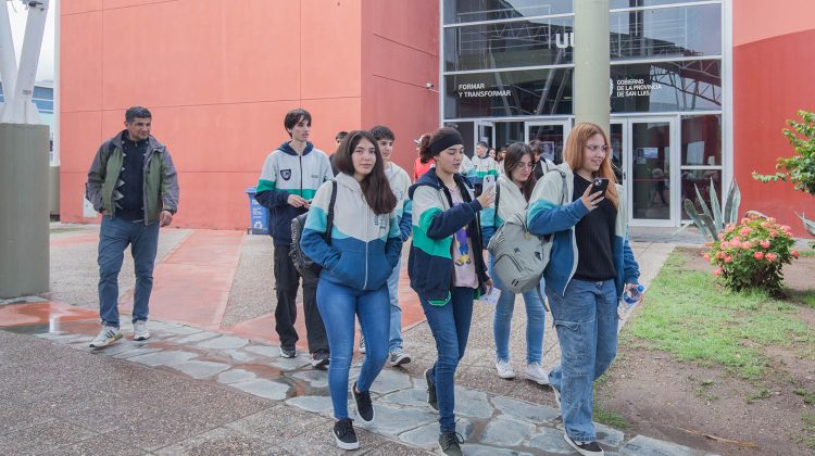 Estudiantes de Unión visitaron la ULP para conocer su oferta académica