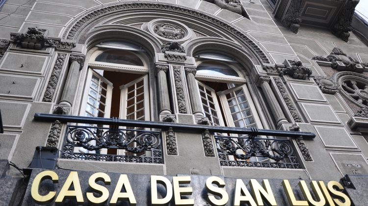 Avanza la venta del inmueble donde funciona la Casa de San Luis en Buenos Aires