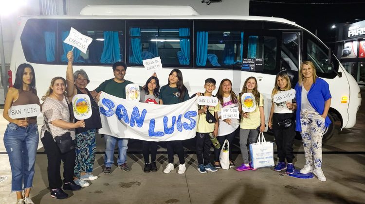 La delegación del eje Matemático partió rumbo a la Feria Nacional de Educación