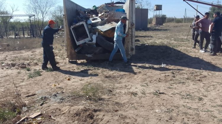 Desaguadero, Alto Pencoso, Balde, Villa Larca y Los Molles completaron su descacharrado