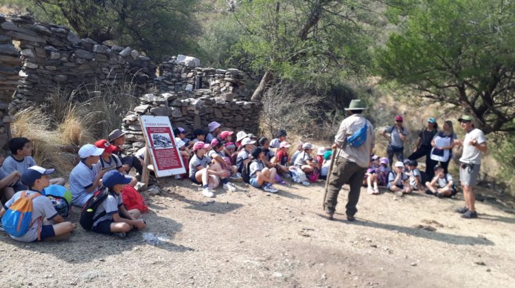 Alumnos del colegio San Francisco de Asís visitaron la reserva Mogote Bayo