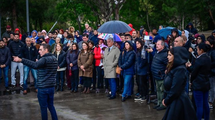 El Gobernador acompañó a Hissa a un nuevo inicio de obra en calles de la capital