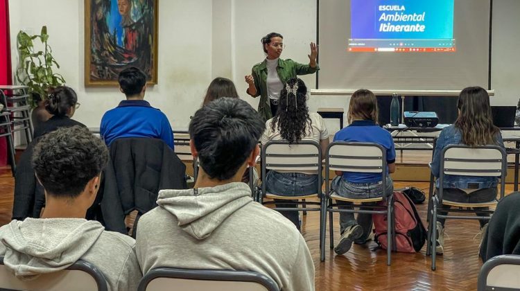 La Escuela Ambiental Itinerante visitó a la Secundaria de Arte N°2 ‘Nicolás Antonio de San Luis’