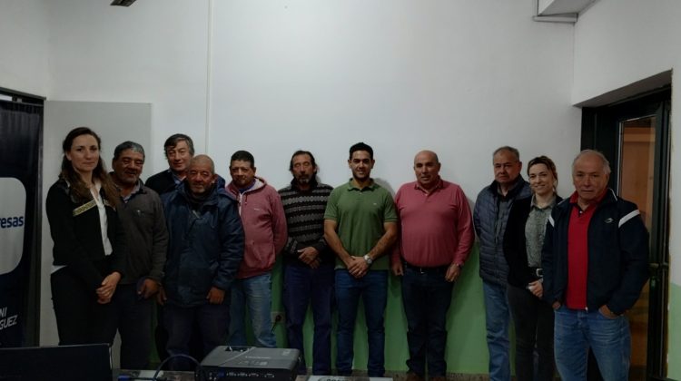 Trabajadores de Villa del Carmen participaron de un taller sobre energía y recursos hídricos