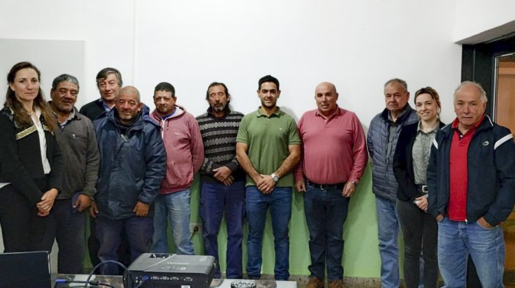 Trabajadores de Villa del Carmen participaron de un taller sobre energía y recursos hídricos