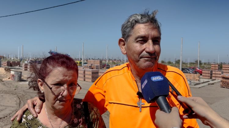 “Nos decían que nos iban a hacer la casa y siempre salían con un cuento”