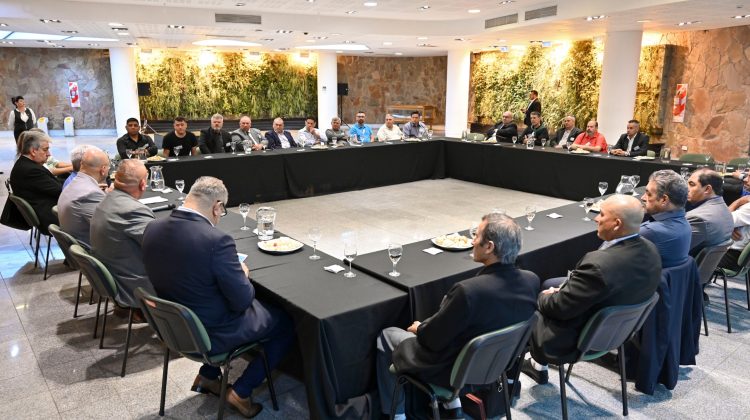 En el Día de la Iglesia Evangélica, el Gobernador recibió a pastores de toda la provincia