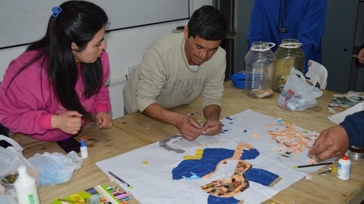 La Escuela de Alfabetización para Adultos cierra el año con una jornada de puertas abiertas