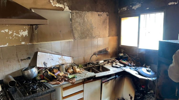 Un desperfecto en una heladera produjo un incendio en la cocina de la escuela N°180